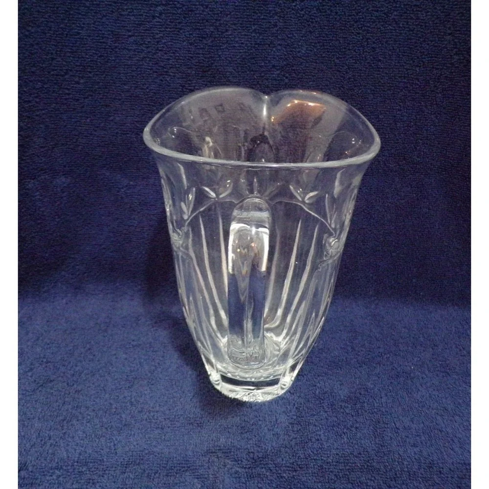 Block 24% Lead Crystal Tulip Garden 32 oz‎ Water Pitcher Hand Cut Poland Y3915